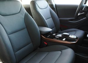 Hyundai Ioniq Alba eco-leather Zwart Voorstoel